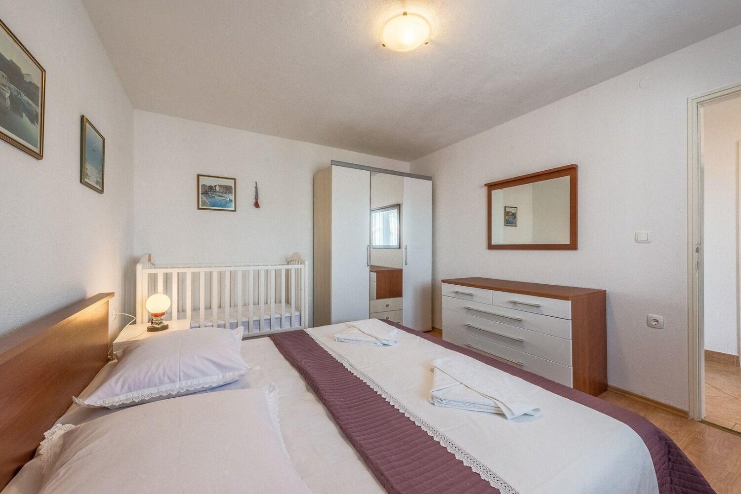 Apartment Bubi Trogir Exterior foto